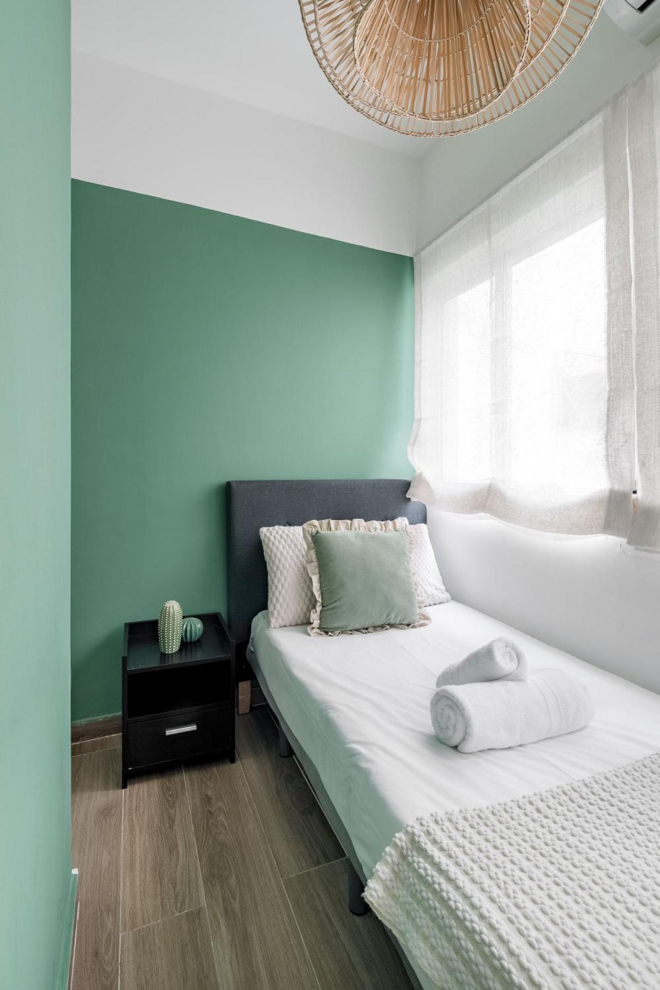 Apartament Charming Gran Via Madryt Zewnętrze zdjęcie